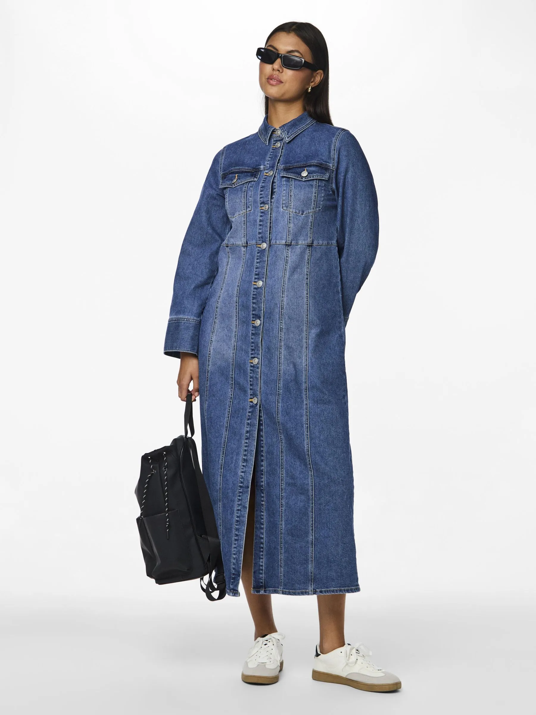 VESTITO DI JEANS